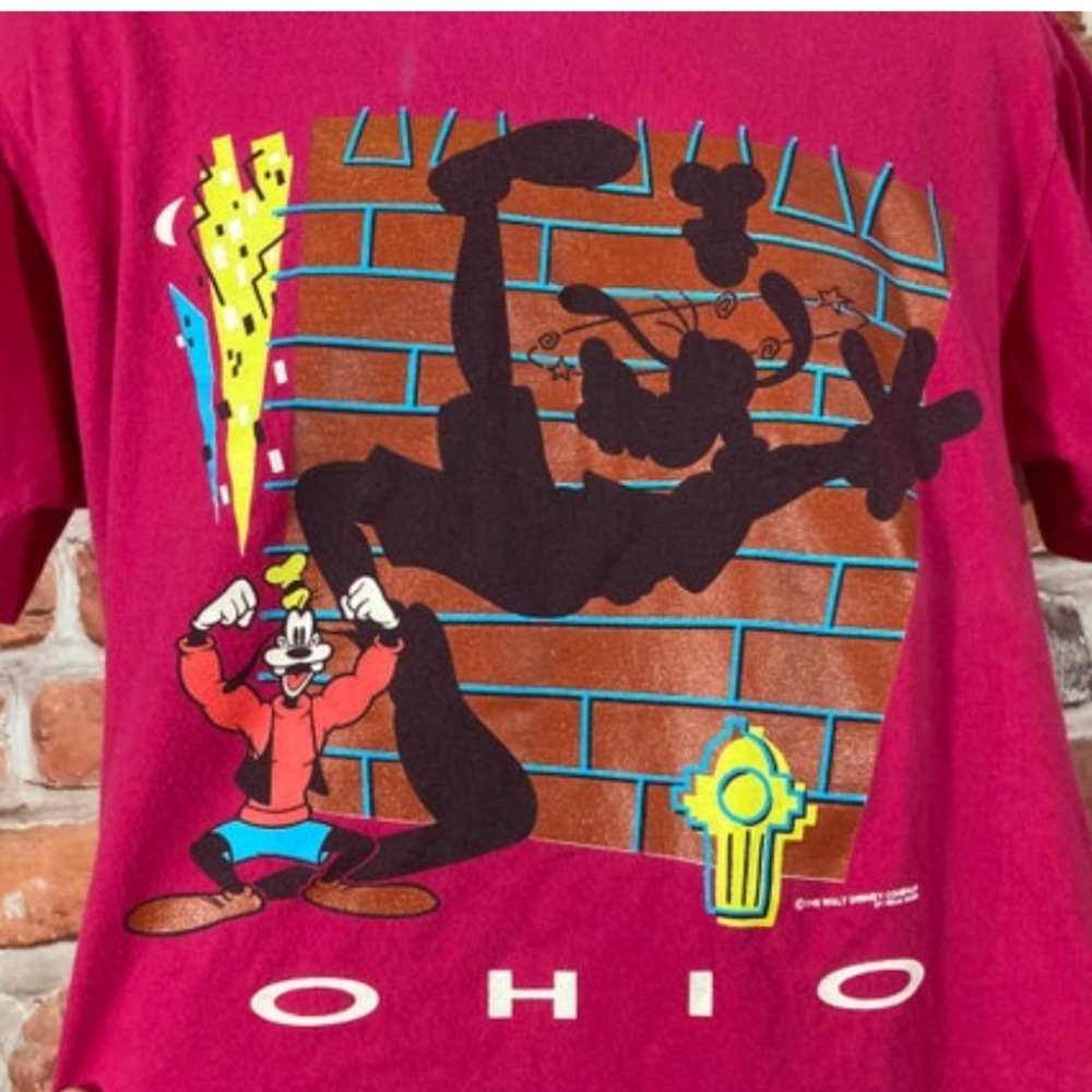 vintage 90s Goofy Ohio Pink Velva Sheen Disney shirt - sz L -